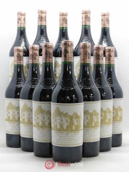 Château Haut Brion 1er Grand Cru Classé  2002 - Lot of 12 Bottles