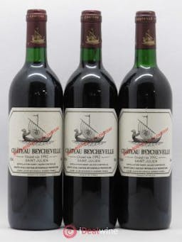 Château Beychevelle 4ème Grand Cru Classé  1992 - Lot of 3 Bottles