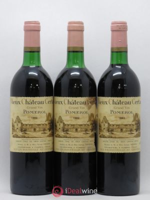 Vieux Château Certan  1982 - Lot of 3 Bottles