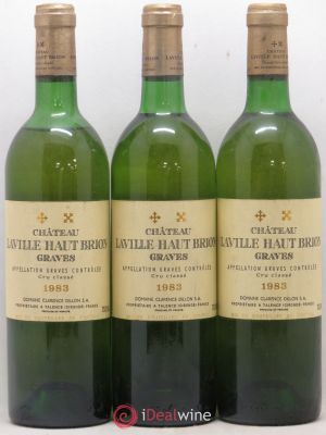 Château Laville Haut-Brion Cru Classé de Graves  1983 - Lot of 3 Bottles