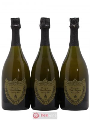 Dom Pérignon Moët & Chandon  2000 - Lot of 3 Bottles
