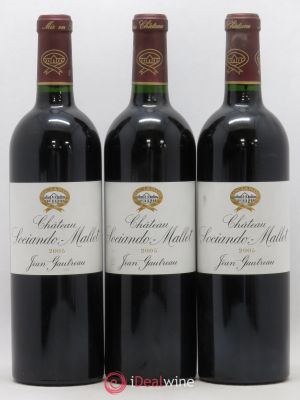Château Sociando Mallet (no reserve) 2005 - Lot of 3 Bottles