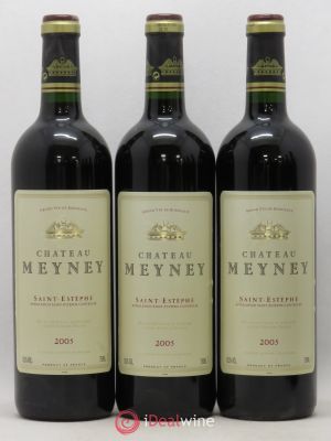 Château Meyney (no reserve) 2005 - Lot of 3 Bottles