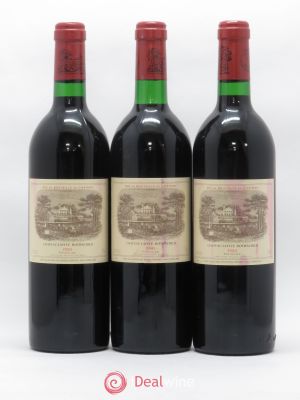 Château Lafite Rothschild 1er Grand Cru Classé  1983 - Lot of 3 Bottles