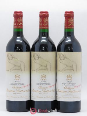 Château Mouton Rothschild 1er Grand Cru Classé  1993 - Lot of 3 Bottles