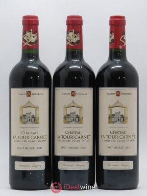 Château La Tour Carnet 4ème Grand Cru Classé  2005 - Lot of 3 Bottles