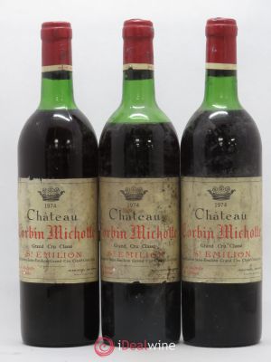 Château Corbin Michotte Grand Cru Classé  1974 - Lot of 3 Bottles