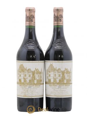 Château Haut Brion 1er Grand Cru Classé  2002 - Lot of 2 Bottles