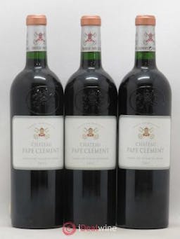 Château Pape Clément Cru Classé de Graves  2003 - Lot of 3 Bottles