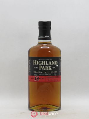 Whisky Single Malt Highland Park 18 ans Distilled in Kirkwall  - Lot de 1 Bouteille