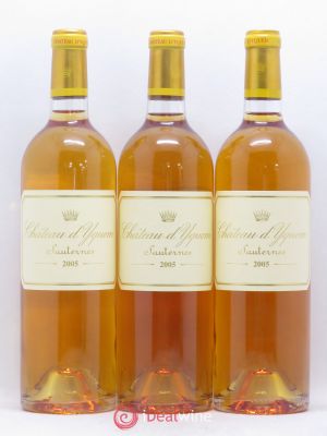 Château d'Yquem 1er Cru Classé Supérieur  2005 - Lot of 3 Bottles
