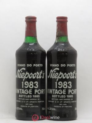 Porto Vintage Niepoort  1983 - Lot de 2 Bouteilles