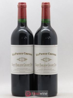 Le Petit Cheval Second Vin  2002 - Lot de 2 Bouteilles