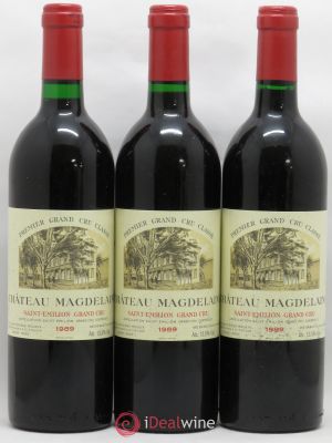 Château Magdelaine  1989 - Lot of 3 Bottles