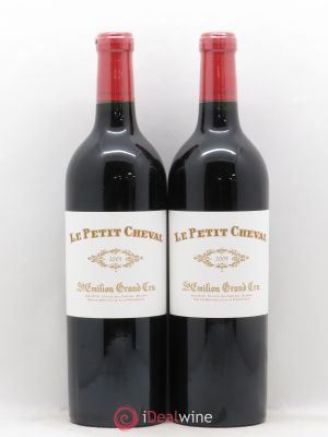 Le Petit Cheval Second Vin  2005 - Lot de 2 Bouteilles