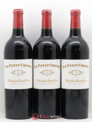 Le Petit Cheval Second Vin  2005 - Lot of 3 Bottles