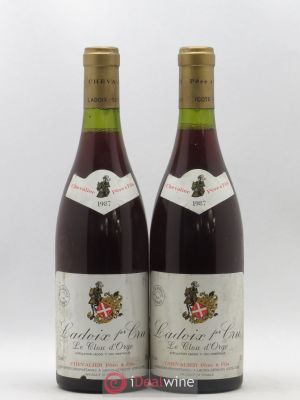 Ladoix 1er Cru Le Clou d'Orge Chevalier Père et Fils 1987 - Lot of 2 Bottles