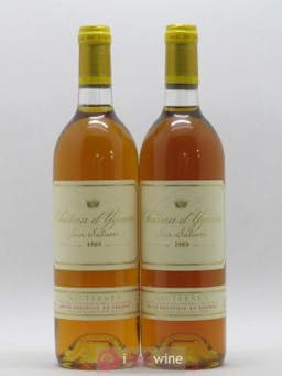 Château d'Yquem 1er Cru Classé Supérieur  1989 - Lot of 2 Bottles