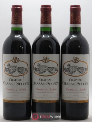 Château Chasse Spleen  1997 - Lot of 3 Bottles