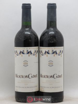 Château Mouton Cadet  1999 - Lot of 2 Bottles