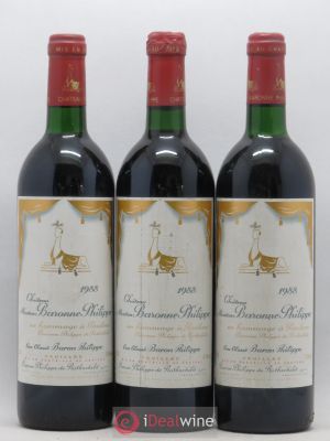 Château d'Armailhac - Mouton Baron(ne) Philippe 5ème Grand Cru Classé  1988 - Lot of 3 Bottles