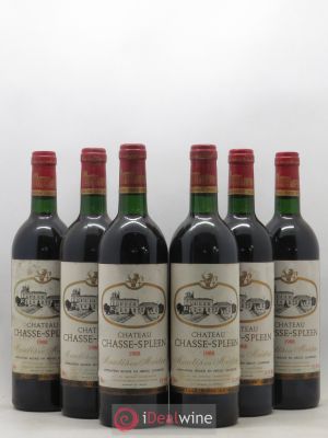 Château Chasse Spleen  1988 - Lot of 6 Bottles