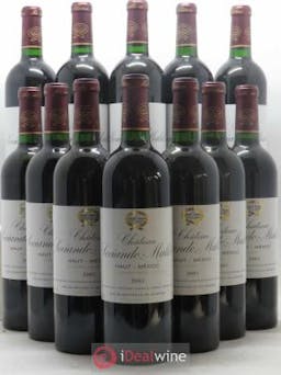 Château Sociando Mallet  2001 - Lot of 12 Bottles