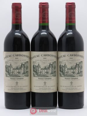 Château Carbonnieux Cru Classé de Graves  2000 - Lot of 3 Bottles