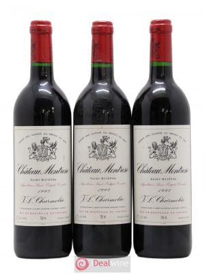 Château Montrose 2ème Grand Cru Classé  1992 - Lot of 3 Bottles