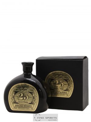 La Maison du Whisky 25 years 1961 Longman Speciale Reserve Ceramic Decanter - bottled 1986   - Lot de 1 Bouteille