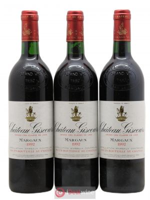Château Giscours 3ème Grand Cru Classé  1992 - Lot of 3 Bottles