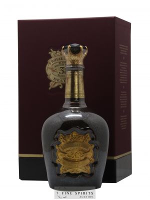 Chivas Brothers 38 years Of. Stone of Destiny Royal Salute   - Lot de 1 Bouteille