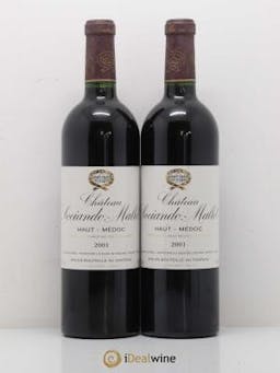 Château Sociando Mallet  2001 - Lot of 2 Bottles
