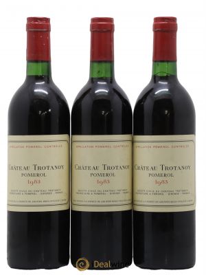 Château Trotanoy  1983 - Lot of 3 Bottles