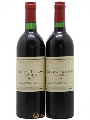 Château Trotanoy  1983 - Lot of 2 Bottles