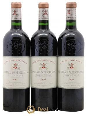 Château Pape Clément Cru Classé de Graves  2001 - Lot of 3 Bottles