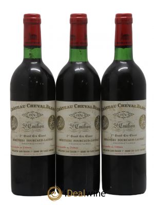 Château Cheval Blanc 1er Grand Cru Classé A  1974 - Lot de 3 Bouteilles