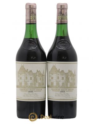 Château Haut Brion 1er Grand Cru Classé  1983 - Lot of 2 Bottles
