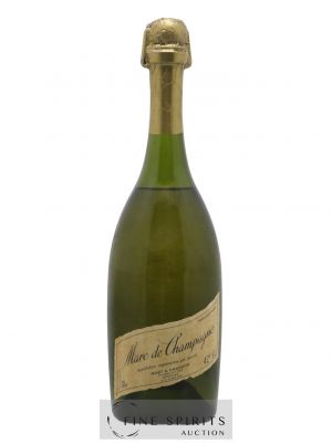 Moët & Chandon Of. Marc de Champagne   - Lot de 1 Bouteille