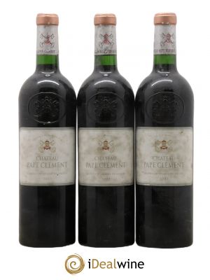 Château Pape Clément Cru Classé de Graves  2003 - Lot of 3 Bottles