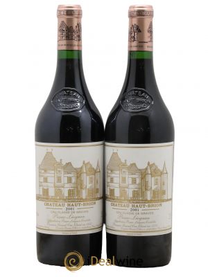 Château Haut Brion 1er Grand Cru Classé 2001 - Lot de 2 Bottles