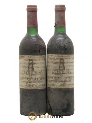 Château Latour 1er Grand Cru Classé  1979 - Posten von 2 Flaschen