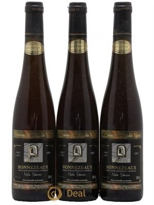 Bonnezeaux Noble Selection Domaine Les Grandes Vignes Vaillant 50cl 1997 - Lot of 3 Bottles