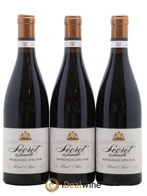 Bourgogne Pinot Noir Secret de famille Albert Bichot  2018 - Lotto di 3 Bottiglie