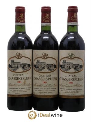 Château Chasse Spleen  1983 - Lotto di 3 Bottiglie