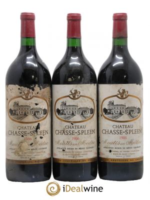 Château Chasse Spleen  1986 - Lot of 3 Magnums