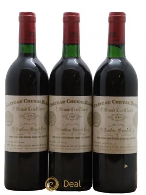 Château Cheval Blanc 1er Grand Cru Classé A  1985 - Lot of 3 Bottles