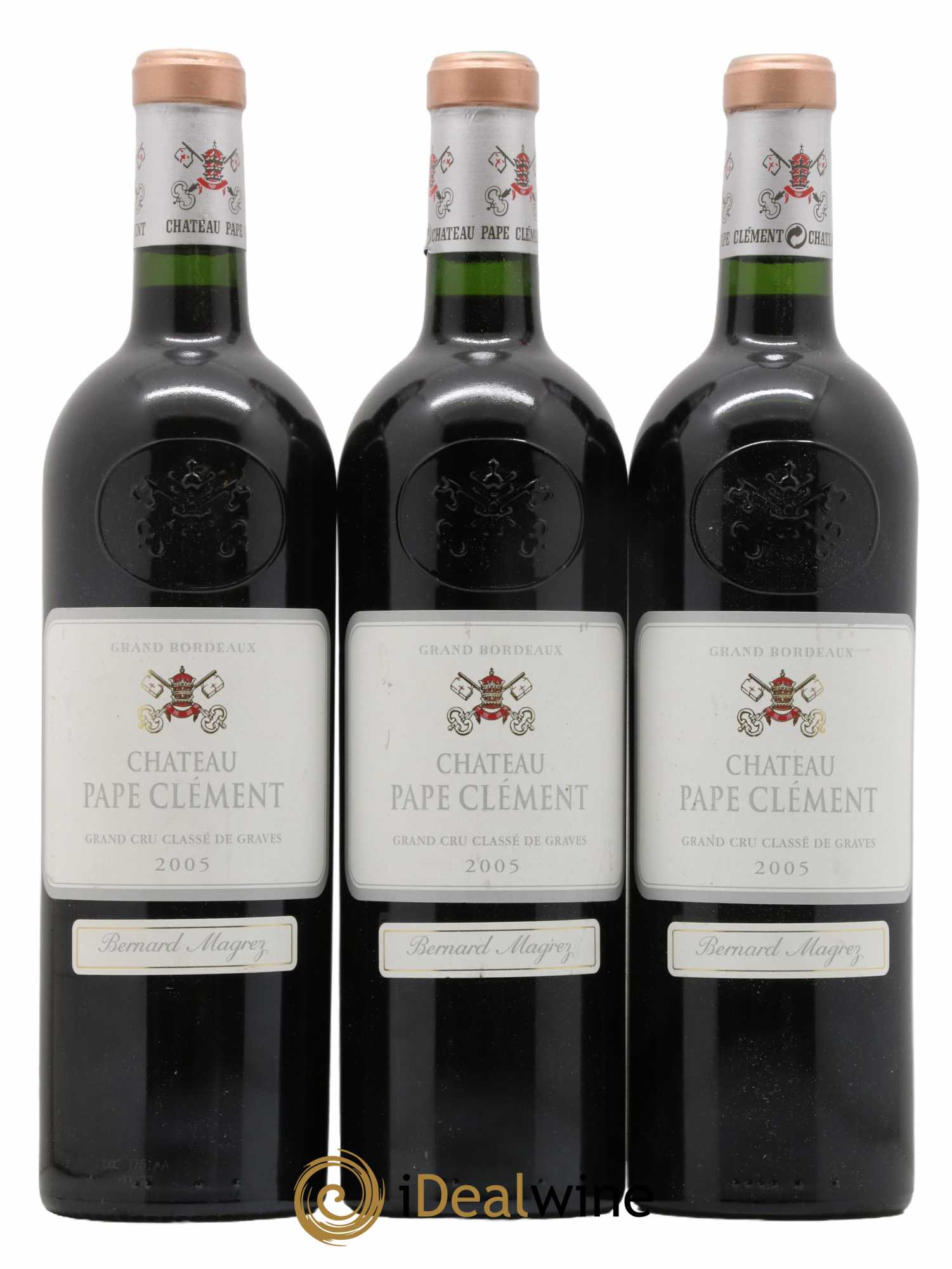 Château Pape Clément Cru Classé de Graves 2005 - Lot of 3 bottles - 0