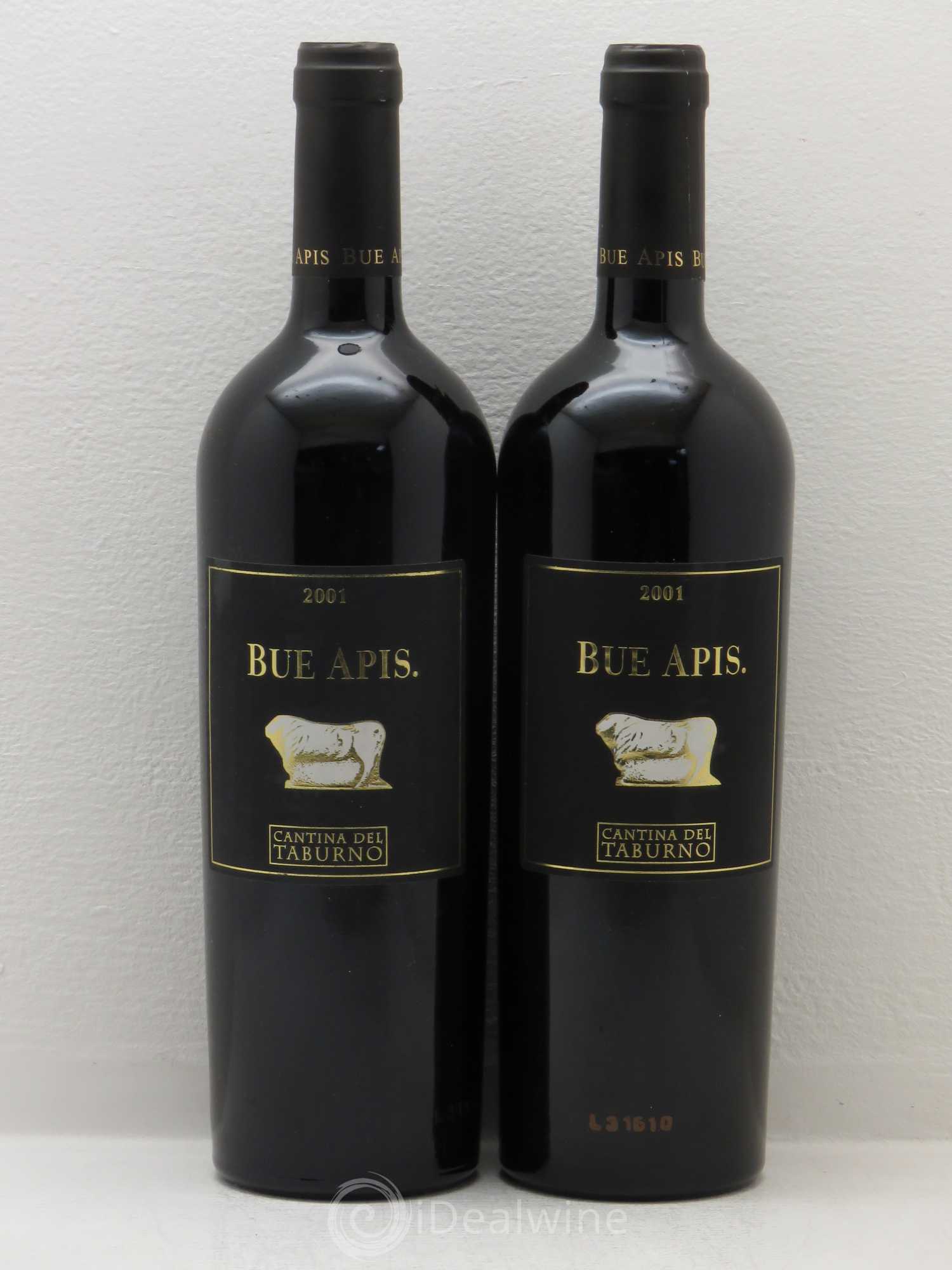 Italie IGT Taburno Cantina del Taburno Bue Apis 2001 - Posten von 2 Flaschen - 0