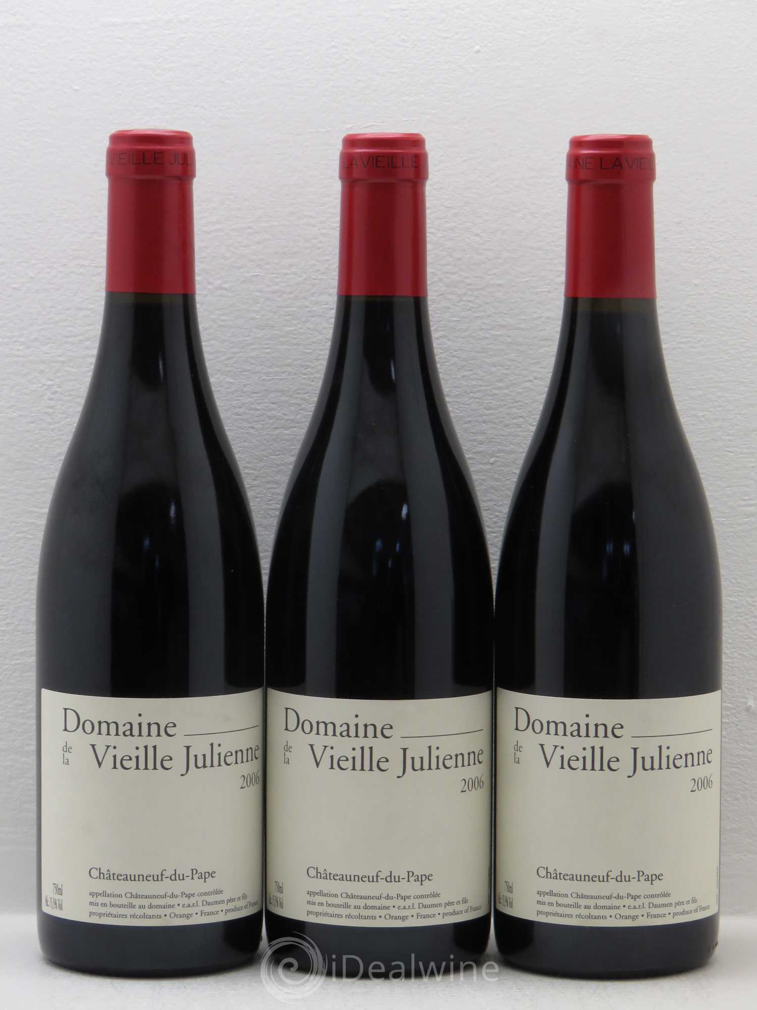 Châteauneuf-du-Pape Vieille Julienne (Domaine de la) Jean-Paul Daumen 2006 - Lot de 3 bouteilles - 0